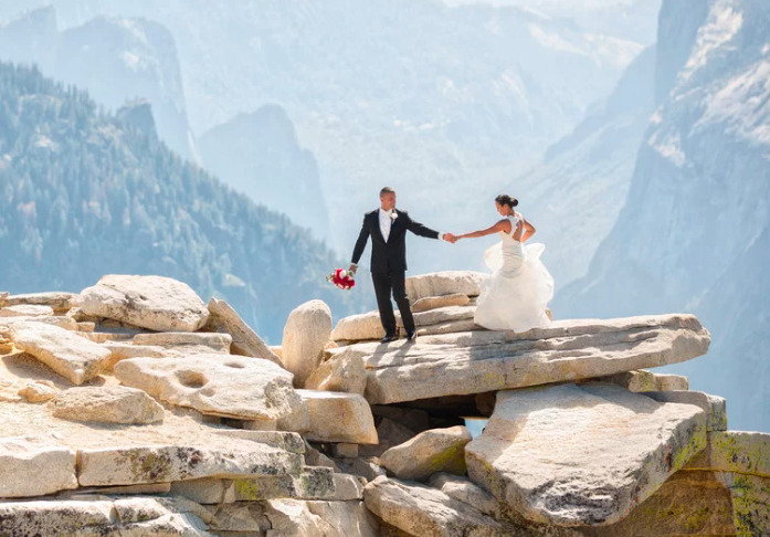 Yosemite wedding photographer