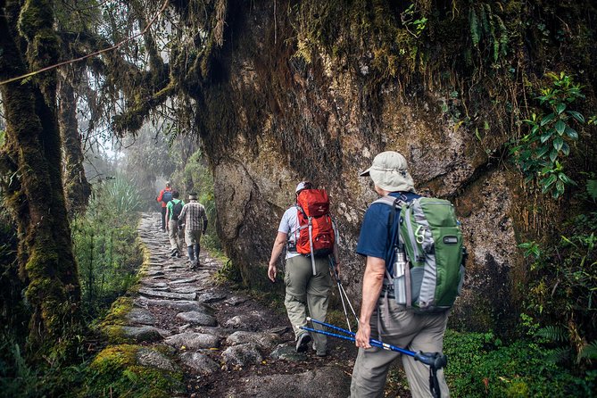 2-day short inca trail hike to machu picchu