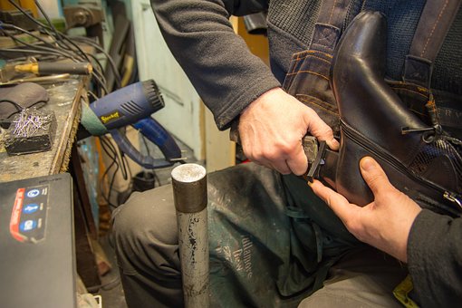 shoes repair Dubai