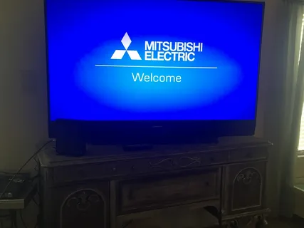 mitsubishi tv won't turn on